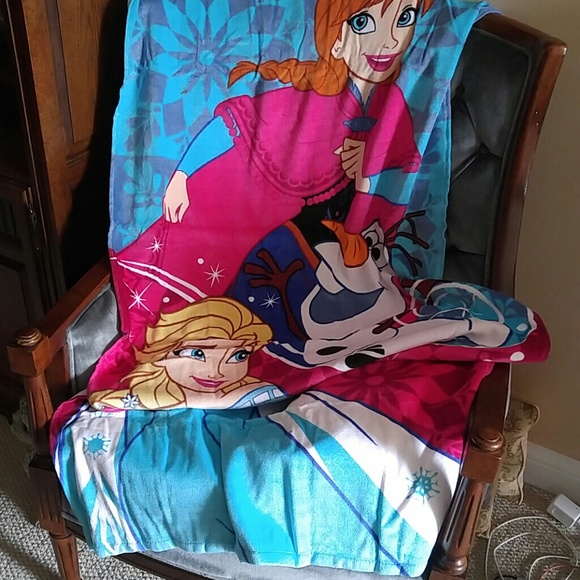 Frozen beach towel - Picture 2 of 2